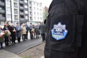 na zdjęciu naszywka na szkolnym mundurze z napisem Klasa Policyjna szóste Liceum Ogólnokształcące Tarnowskie Góry